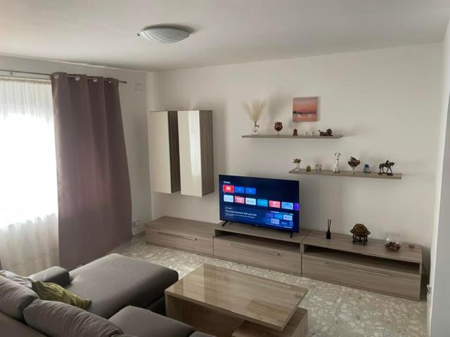 Spacious 3 Bedroom Apartment In The Heart Of St Julians San Julián Exterior foto