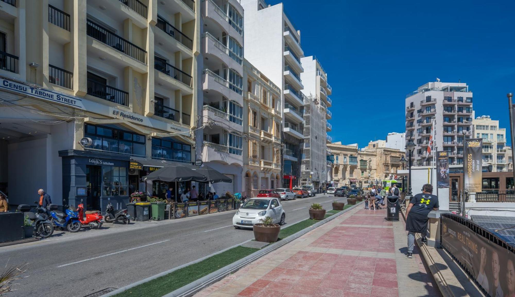 Spacious 3 Bedroom Apartment In The Heart Of St Julians San Julián Exterior foto